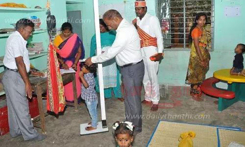 அங்கன்வாடி மையத்தில் கலெக்டர் ஆய்வு