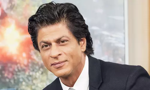 வலைத்தள அவதூறுக்கு ஷாருக்கான் பதில் வலைத்தள அவதூறுக்கு ஷாருக்கான் பதில்