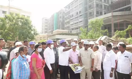 சென்னை கிண்டியில் கட்டப்பட்டு வரும் பன்னோக்கு சிறப்பு ஆஸ்பத்திரி பணியை அமைச்சர் மா.சுப்பிரமணியன் ஆய்வு சென்னை கிண்டியில் கட்டப்பட்டு வரும் பன்னோக்கு சிறப்பு ஆஸ்பத்திரி பணியை அமைச்சர் மா.சுப்பிரமணியன் ஆய்வு