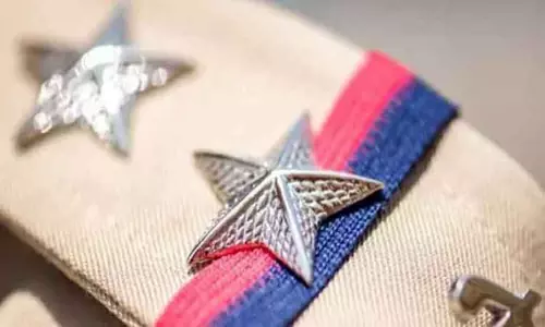 சட்டவிரோதமாக கழிவுகள் ஏற்றி வரும் வாகனங்கள் பறிமுதல் செய்யப்படும்-துணை போலீஸ் சூப்பிரண்டு எச்சரிக்கை