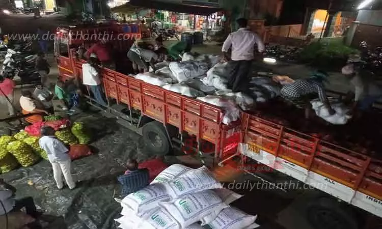 புஞ்சைபுளியம்பட்டியில் இருந்து சபரிமலைக்கு  ரூ.15 லட்சம் மதிப்பிலான அன்னதான பொருட்கள் அனுப்பி வைப்பு