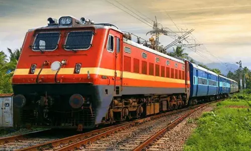 ராமேசுவரம்- ஹூப்ளி வாராந்திர சிறப்பு கட்டண ரெயில் மார்ச் மாதம் வரை நீட்டிப்பு ராமேசுவரம்- ஹூப்ளி வாராந்திர சிறப்பு கட்டண ரெயில் மார்ச் மாதம் வரை நீட்டிப்பு