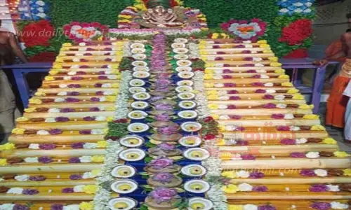 அந்தியூர் அய்யப்பன் கோவிலில் 18-ம் படி பூஜை அந்தியூர் அய்யப்பன் கோவிலில் 18-ம் படி பூஜை