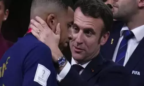 உலக கோப்பையை வென்ற அர்ஜென்டினாவுக்கு பிரான்ஸ் அதிபர் இம்மானுவேல் மேக்ரான் வாழ்த்து