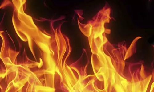 ரஷியாவில் எரிவாயு பைப்லைனில் வெடிப்பு: 3 பேர் பலி ரஷியாவில் எரிவாயு பைப்லைனில் வெடிப்பு: 3 பேர் பலி