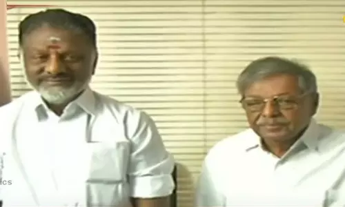 பண்ருட்டி ராமச்சந்திரன் இல்லத்தில் ஒ.பன்னீர் செல்வம் திடீர் ஆலோசனை..!! பண்ருட்டி ராமச்சந்திரன் இல்லத்தில் ஒ.பன்னீர் செல்வம் திடீர் ஆலோசனை..!!