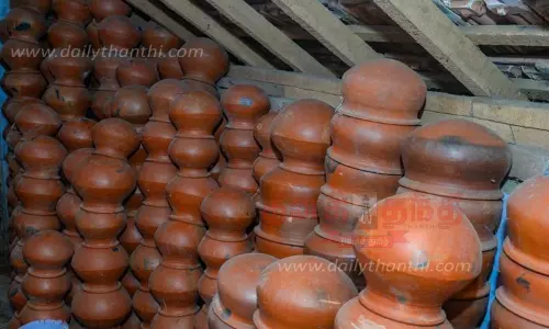 மண்பானை, அடுப்பு தயாரிக்கும் பணி தீவிரம்