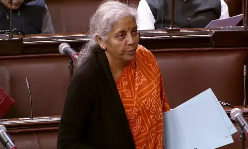 மாநிலங்களுக்கு விரைவில் நிலுவைத்தொகை: தமிழ்நாட்டுக்கு ஜி.எஸ்.டி. பாக்கி ரூ.1,200 கோடிதான் - நிர்மலா சீதாராமன் தகவல் மாநிலங்களுக்கு விரைவில் நிலுவைத்தொகை: தமிழ்நாட்டுக்கு ஜி.எஸ்.டி. பாக்கி ரூ.1,200 கோடிதான் - நிர்மலா சீதாராமன் தகவல்
