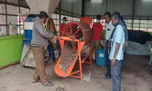 மக்கும் குப்பைகளில் இருந்து உரம் தயாரிக்கும் பணி தொடக்கம்