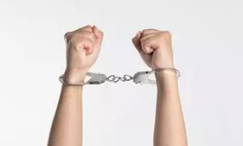 சாராய வியாபாரி குண்டர் சட்டத்தில் கைது