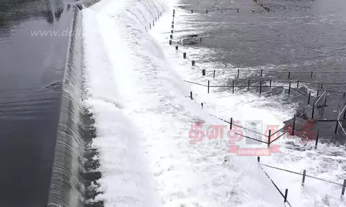 வெள்ளப்பெருக்கு காரணமாக கொடிவேரி அணையில் சுற்றுலா பயணிகளுக்கு தடை