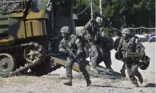 இந்திய-அமெரிக்க முப்படை தலைமை தளபதிகள் தொலைபேசியில் பேச்சு