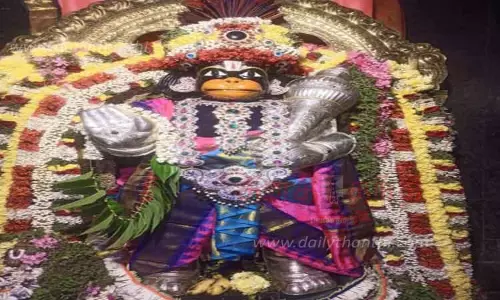 ஆஞ்சநேயர் கோவில்களில் சிறப்பு பூஜை