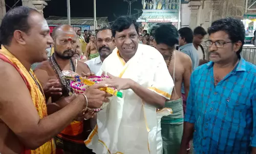 நான் எந்த கட்சியிலும் இல்லை:நடிகர் வடிவேலு பேட்டி