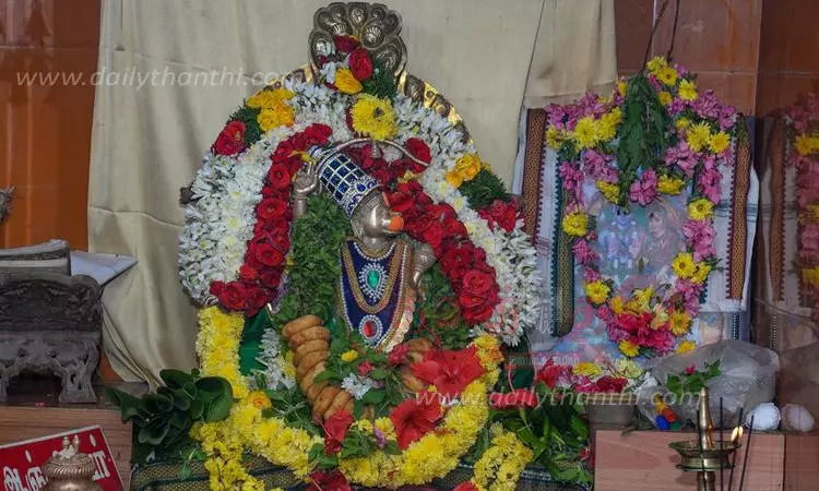 சக்தி விநாயகர் கோவிலில் சிறப்பு வழிபாடு சக்தி விநாயகர் கோவிலில் சிறப்பு வழிபாடு