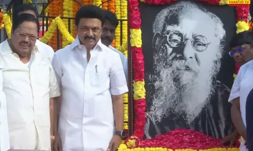 பெரியாரின் 49-வது நினைவு தினம்: முதல்-அமைச்சர் மு.க.ஸ்டாலின் மரியாதை