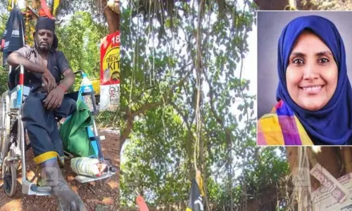 பயன்தூக்கார் செய்த உதவி...கடலினும் பெரிது: உதவிய இஸ்லாமிய ஆசிரியைக்கு நன்றிக்கடன் செலுத்திய தமிழக அய்யப்ப பக்தர்! பயன்தூக்கார் செய்த உதவி...கடலினும் பெரிது: உதவிய இஸ்லாமிய ஆசிரியைக்கு நன்றிக்கடன் செலுத்திய தமிழக அய்யப்ப பக்தர்!