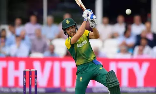 தென் ஆப்பிரிக்கா கிரிக்கெட் வீரர் பர்ஹான் பெஹர்டின் ஓய்வு பெறுவதாக அறிவிப்பு தென் ஆப்பிரிக்கா கிரிக்கெட் வீரர் பர்ஹான் பெஹர்டின் ஓய்வு பெறுவதாக அறிவிப்பு