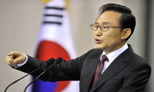 ஊழல் வழக்கில் சிறையில் அடைக்கப்பட்ட தென்கொரிய முன்னாள் அதிபருக்கு பொது மன்னிப்பு