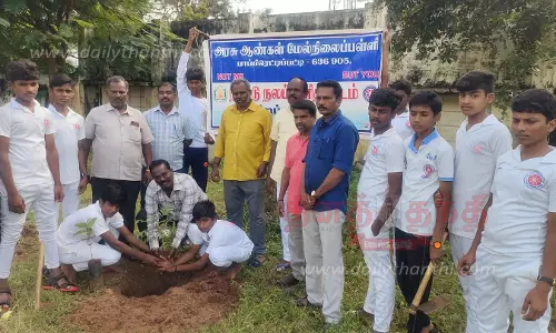 நாட்டு நலப்பணி திட்ட சிறப்பு முகாம்