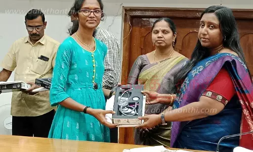 அரசு பள்ளிகளில் படித்த22 மாணவ, மாணவிகள் மருத்துவ படிப்புக்கு தேர்வு