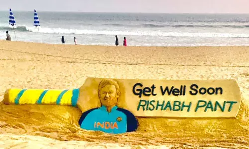 ரிஷப் பண்ட் குணமடைய வேண்டி, ஒடிசாவில் மணற்சிற்பம்...!