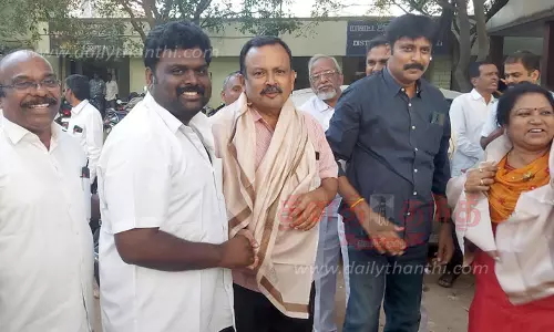 வக்கீல்கள் சங்க நிர்வாகிகள் தேர்வு