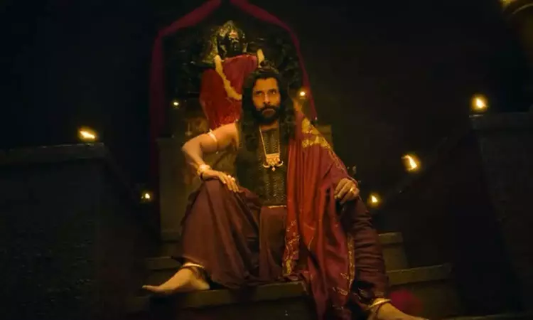 கவனம் ஈர்க்கும் பொன்னியின் செல்வன் -2 படத்தின் புதிய போஸ்டர்