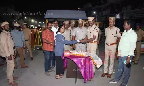 புத்தாண்டையொட்டி விதிமீறல் தொடர்பாக 100 வழக்குகள் பதிவு புத்தாண்டையொட்டி விதிமீறல் தொடர்பாக 100 வழக்குகள் பதிவு