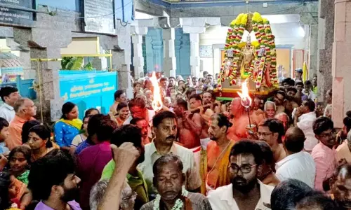 பெருமாள் கோவில்களில் சொர்க்கவாசல் திறப்பு பெருமாள் கோவில்களில் சொர்க்கவாசல் திறப்பு