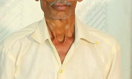 சேந்தமங்கலம் அருகேகியாஸ் கசிந்து தீப்பிடித்ததில் பூசாரி சாவு சேந்தமங்கலம் அருகேகியாஸ் கசிந்து தீப்பிடித்ததில் பூசாரி சாவு