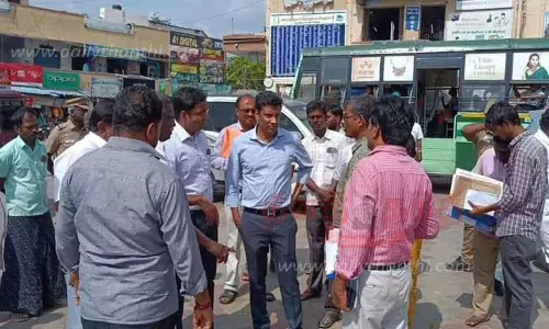 வளர்ச்சி திட்டப்பணிகளை பேரூராட்சி இயக்குனர் ஆய்வு