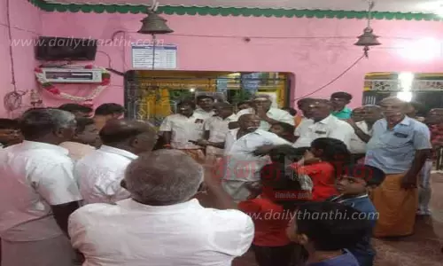 முத்தாரம்மன் கோவிலில் கண்காணிப்பு கேமரா தொடக்க விழா