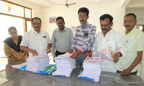 குடியாத்தம் தொகுதியில் 9,713 பெண் வாக்காளர்கள் அதிகம் குடியாத்தம் தொகுதியில் 9,713 பெண் வாக்காளர்கள் அதிகம்