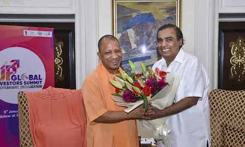 உத்தரபிரதேச மக்கள் தங்கள் சொந்த ஊரை பெருமையுடன் அடையாளப் படுத்துகின்றனர்- யோகி ஆதித்யநாத் பேச்சு உத்தரபிரதேச மக்கள் தங்கள் சொந்த ஊரை பெருமையுடன் அடையாளப் படுத்துகின்றனர்- யோகி ஆதித்யநாத் பேச்சு