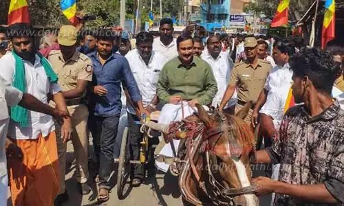 நீர் மேலாண்மை திட்டங்களுக்கு ரூ.1 லட்சம் கோடி ஒதுக்க வேண்டும்-டாக்டர் அன்புமணி ராமதாஸ் பேட்டி நீர் மேலாண்மை திட்டங்களுக்கு ரூ.1 லட்சம் கோடி ஒதுக்க வேண்டும்-டாக்டர் அன்புமணி ராமதாஸ் பேட்டி