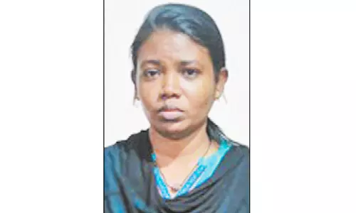 குடும்ப பெண்களை வீட்டில் அடைத்து வைத்து விபசாரத்தில் தள்ளிய கொடுமை: பெண் தரகர் கைது