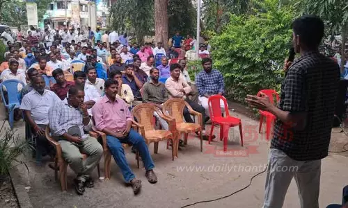 கிராம நிர்வாக அலுவலர்களின் போராட்டத்தினால் பொதுமக்கள் பாதிப்பு கிராம நிர்வாக அலுவலர்களின் போராட்டத்தினால் பொதுமக்கள் பாதிப்பு