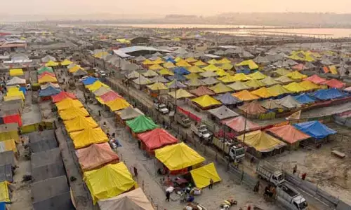 ஒரு மாதகால மகா மேளா தொடங்கியது - திரிவேணி சங்கமத்தில் 5 லட்சம் பேர் புனித நீராடினர்