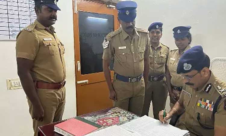 சென்னை நொளம்பூர் போலீஸ் நிலையத்தில் டி.ஜி.பி. திடீர் ஆய்வு