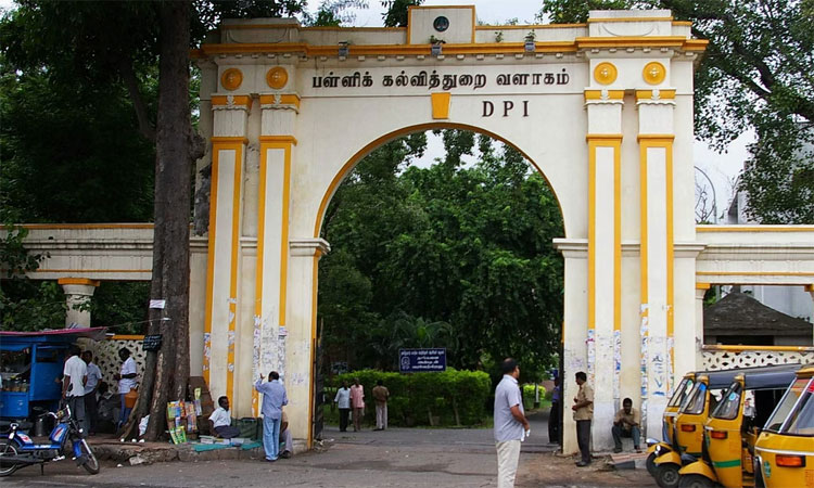 அரசு உயர்நிலை, மேல்நிலைப்பள்ளிகளை சேர்ந்த 15 தலைமை ஆசிரியர்களுக்கு பதவி உயர்வு - பள்ளிக்கல்வித்துறை உத்தரவு