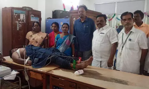 திண்டிவனம் அருகேஊரக வளர்ச்சித்துறை பணியாளர்களுக்கான சிறப்பு மருத்துவ முகாம் திண்டிவனம் அருகேஊரக வளர்ச்சித்துறை பணியாளர்களுக்கான சிறப்பு மருத்துவ முகாம்