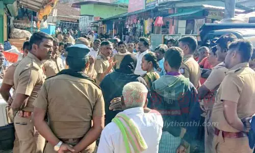 நகராட்சி மார்க்கெட் பகுதியில் ஆக்கிரமிப்பு கடைகள் அகற்றம்