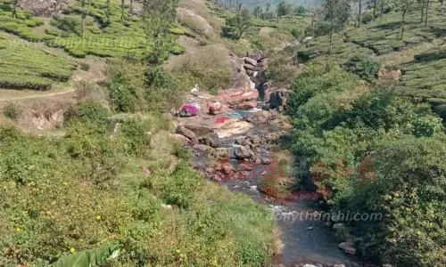 வற்றி வரும் நீர்நிலைகள்