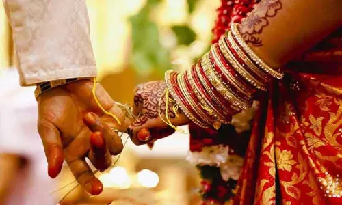 மனைவி கோபமாக இருக்கிறார்: புதிதாக திருமணமான கான்ஸ்டபிளின் விடுப்பு விண்ணப்பம் - இணையத்தில் வைரல்