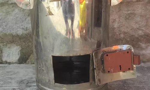 பாலமுருகன் கோவிலில் வெள்ளி வேல், நகை திருட்டு