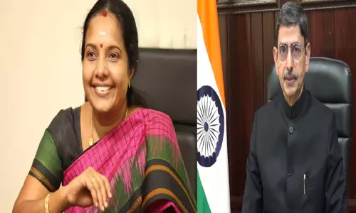 பொங்கல் அழைப்பிதழில் கவர்னர் குறிப்பிட்டுள்ள தமிழகம் என்ற வார்த்தை சட்டவிரோதமானதா? பா.ஜ.க. கேள்வி பொங்கல் அழைப்பிதழில் கவர்னர் குறிப்பிட்டுள்ள தமிழகம் என்ற வார்த்தை சட்டவிரோதமானதா? பா.ஜ.க. கேள்வி