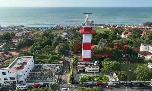 கன்னியாகுமரியில் புதுப்பொலிவுடன் கலங்கரை விளக்கம் கன்னியாகுமரியில் புதுப்பொலிவுடன் கலங்கரை விளக்கம்