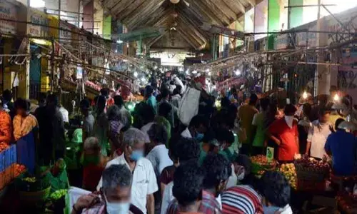 கோயம்பேடு காய்கறி மார்க்கெட் 17-ந்தேதி இயங்காது என அறிவிப்பு