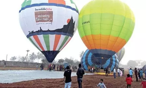 சர்வதேச பலூன் திருவிழா: பிரம்மாண்ட பலூன்களை வானில் பறக்கவிட்டு முன்னோட்டம்...! சர்வதேச பலூன் திருவிழா: பிரம்மாண்ட பலூன்களை வானில் பறக்கவிட்டு முன்னோட்டம்...!